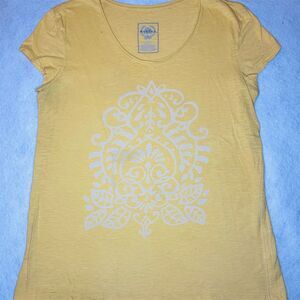 Merona Women's Yellow Short Sleeve T-Shirt Lg Standard with White Design Vintage